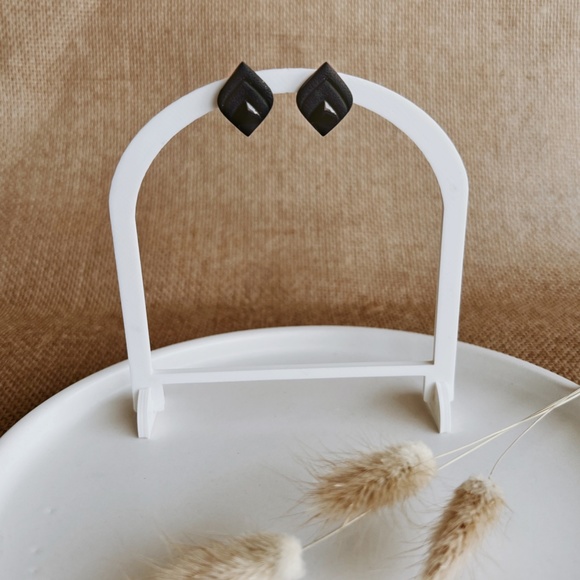 Clay Stud Earrings - Picture 4 of 4